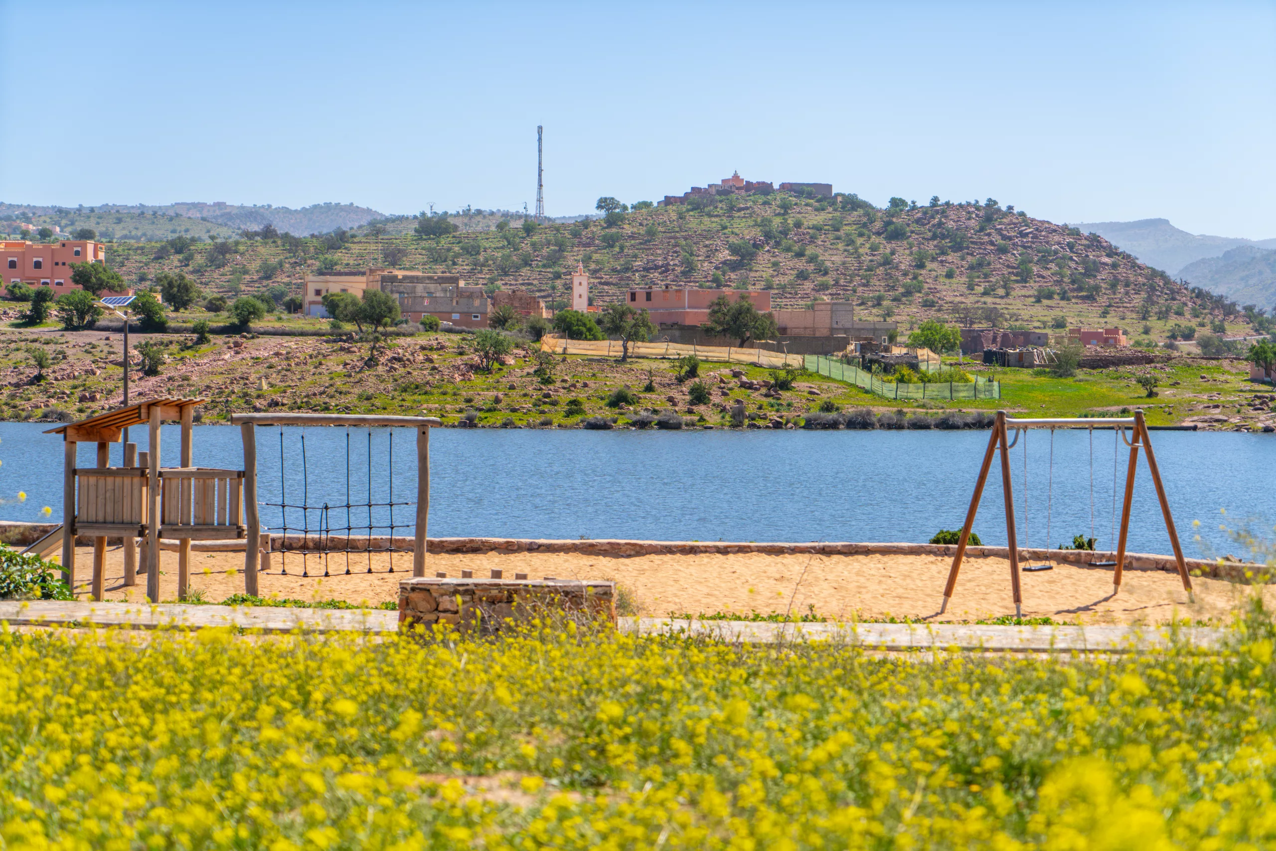 Aménagement paysager du parc forestier mitoyen au barrage Ahl Souss